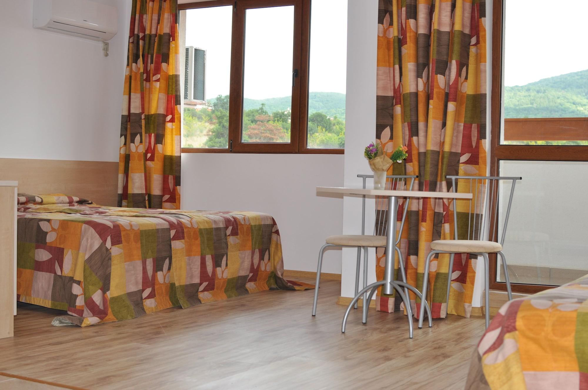Gardenia Hills Hotel Napospart Kültér fotó